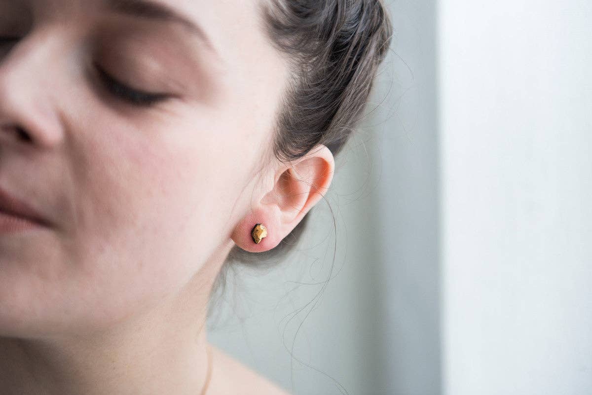 Gold Ore studs