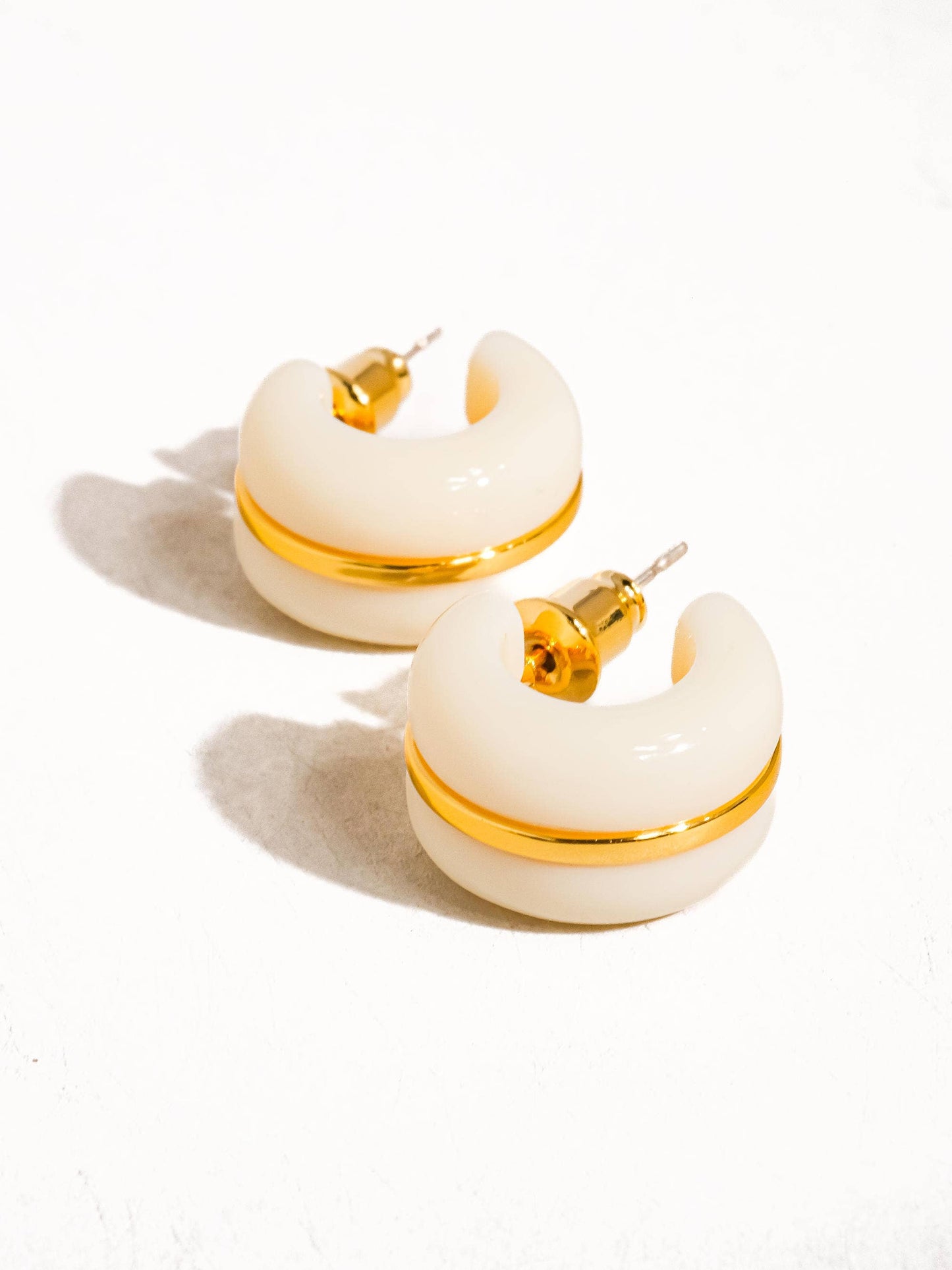 Arlo 18K Gold Small C Earring