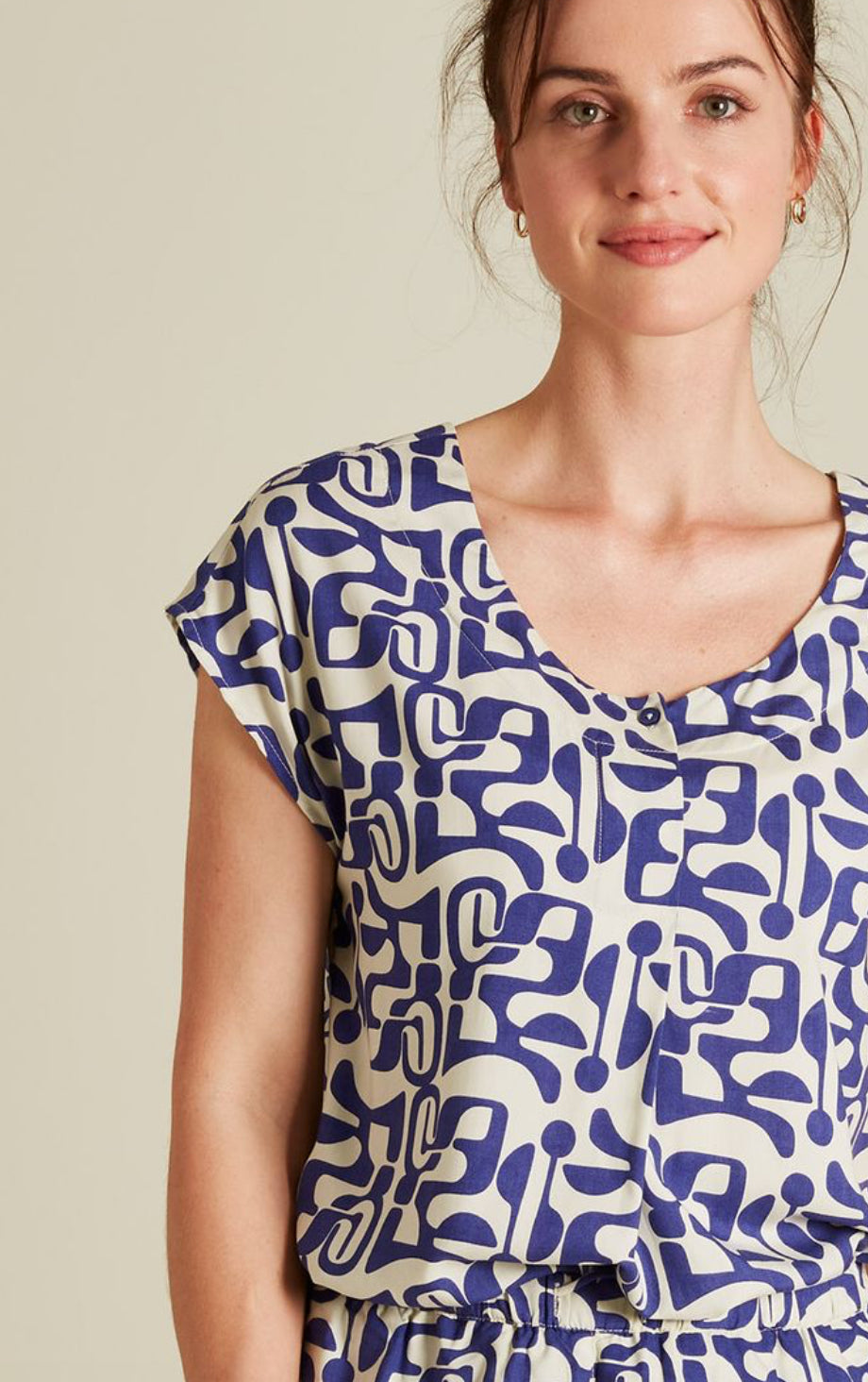 Post Modern Tee