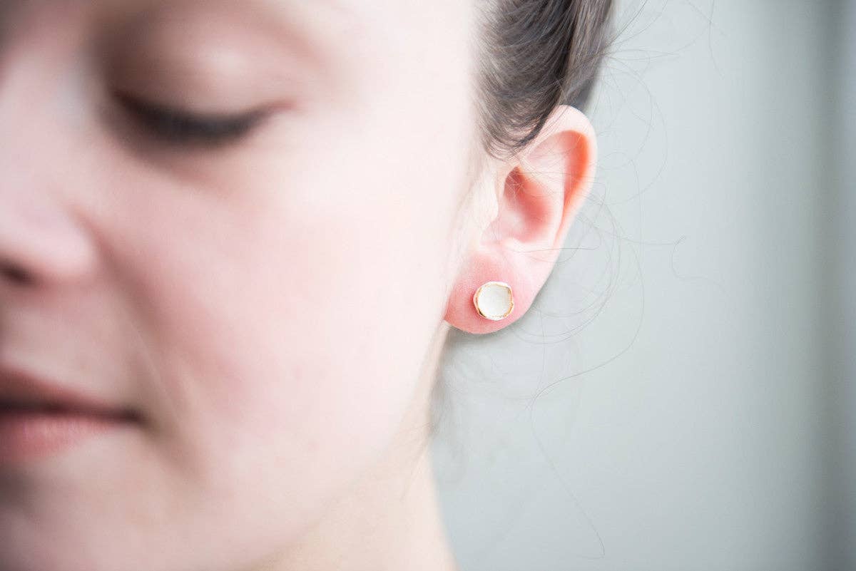 Hana studs