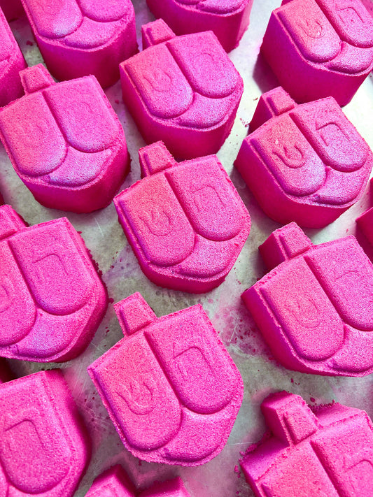 Dreidel Crystal Infused Bath Bomb
