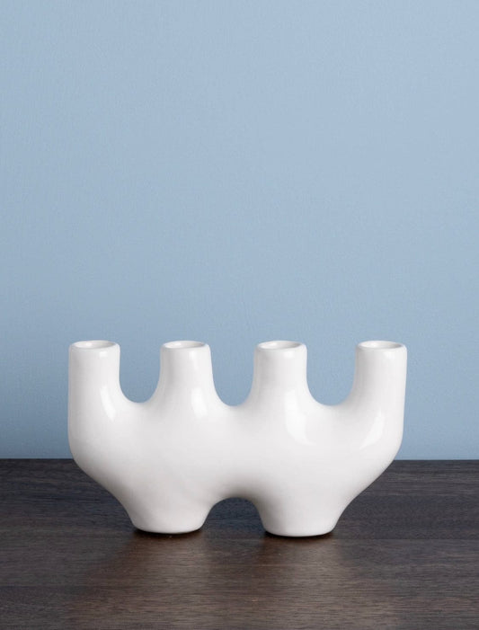 Portavelas de cerámica blanca