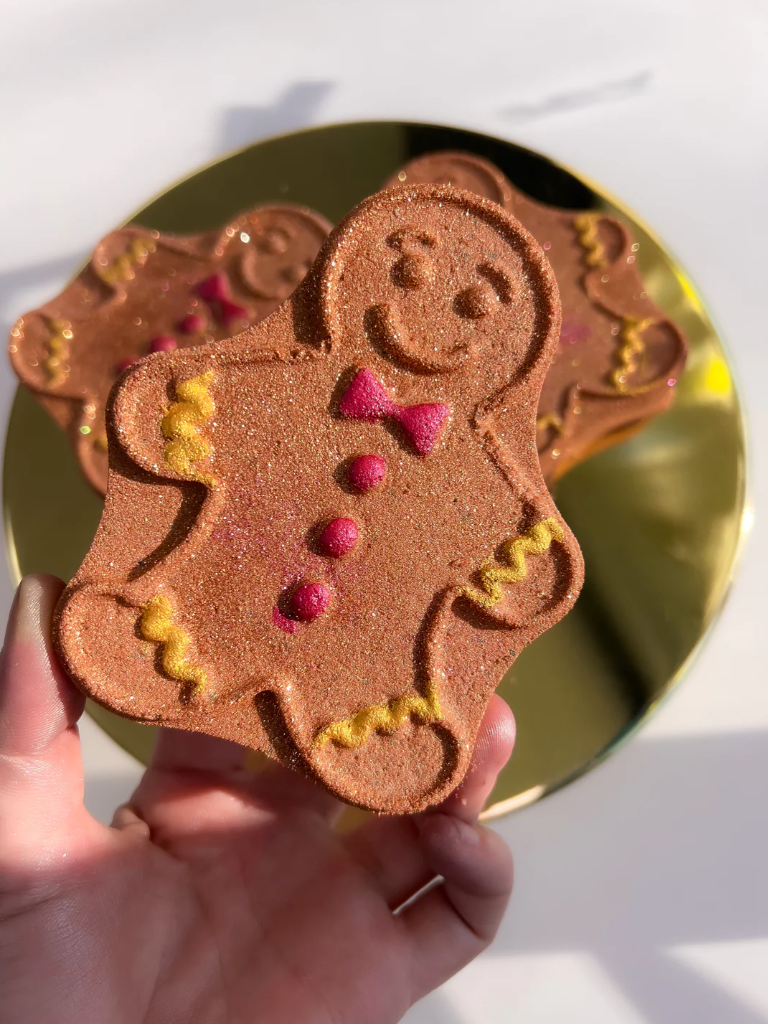 Baking Pleasures - Holiday Gingerbread Bath Bomb