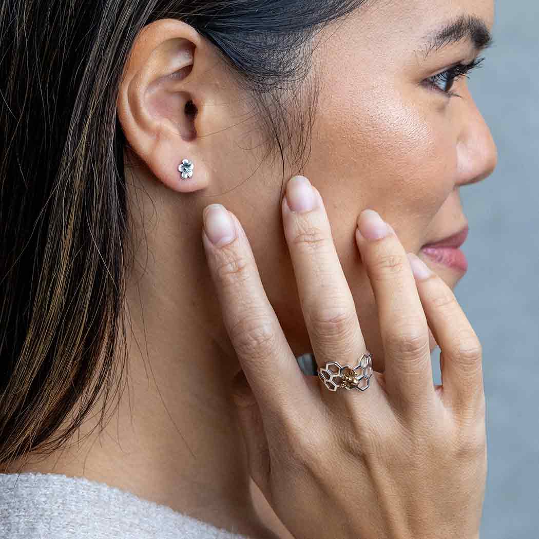 Honeycomb Ring with Bronze Bee