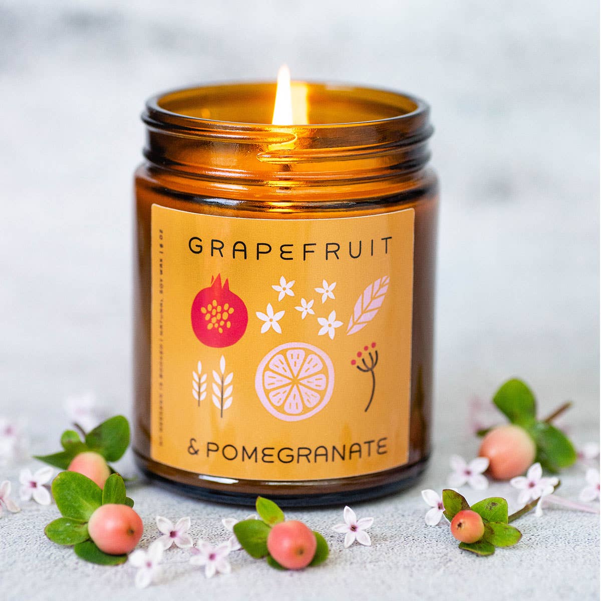 Grapefruit- und Granatapfel-Sojakerze