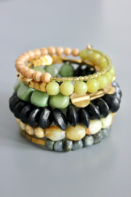 Green and black wrap bracelet