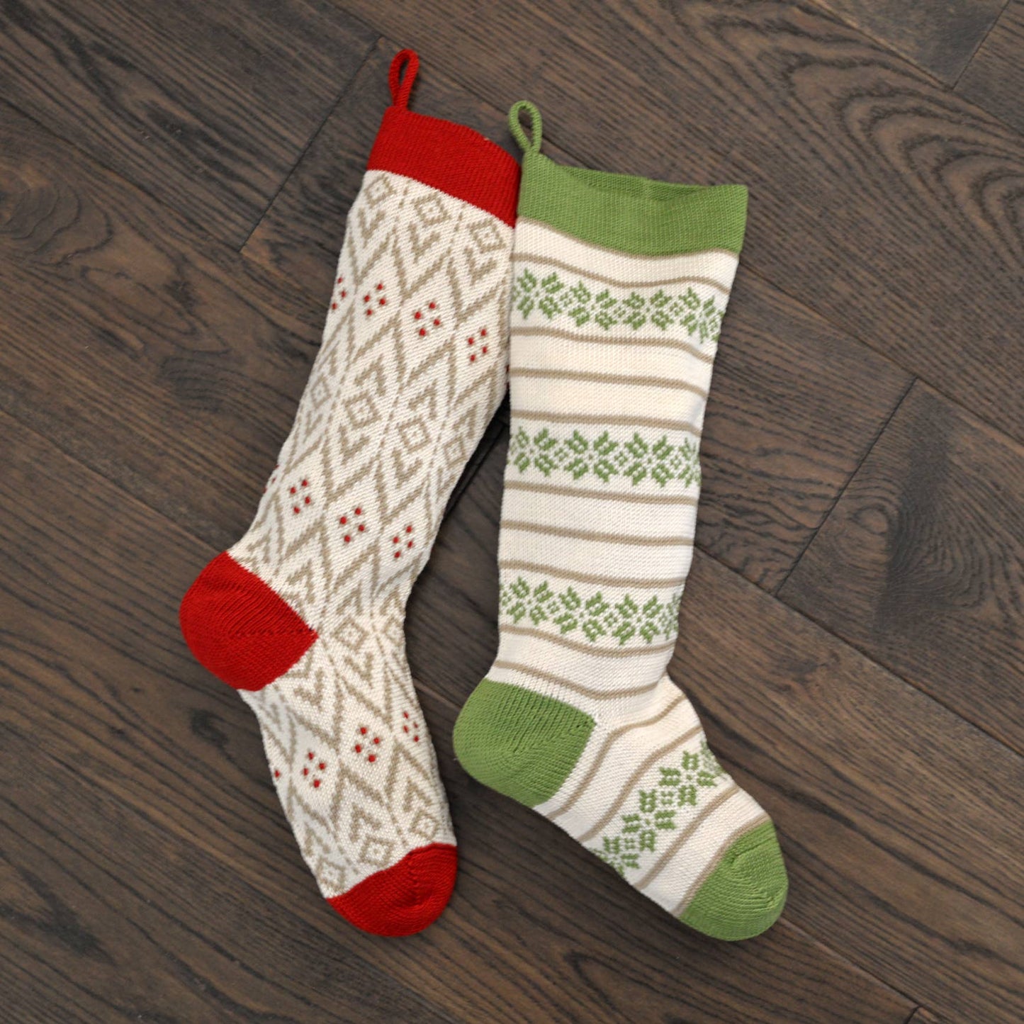 Ecru Patterned Stocking/Green
