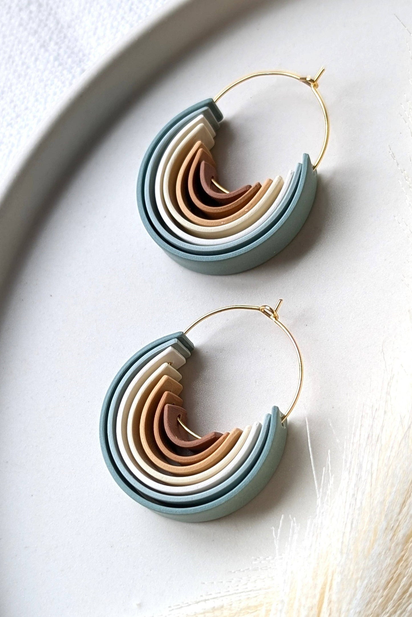 Ribbon Dangle