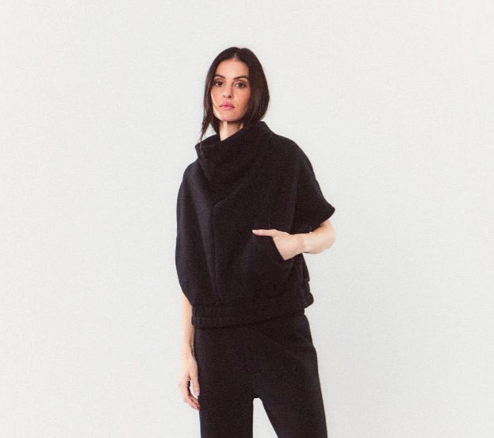 Dray Triangle Tunnel Neck Top