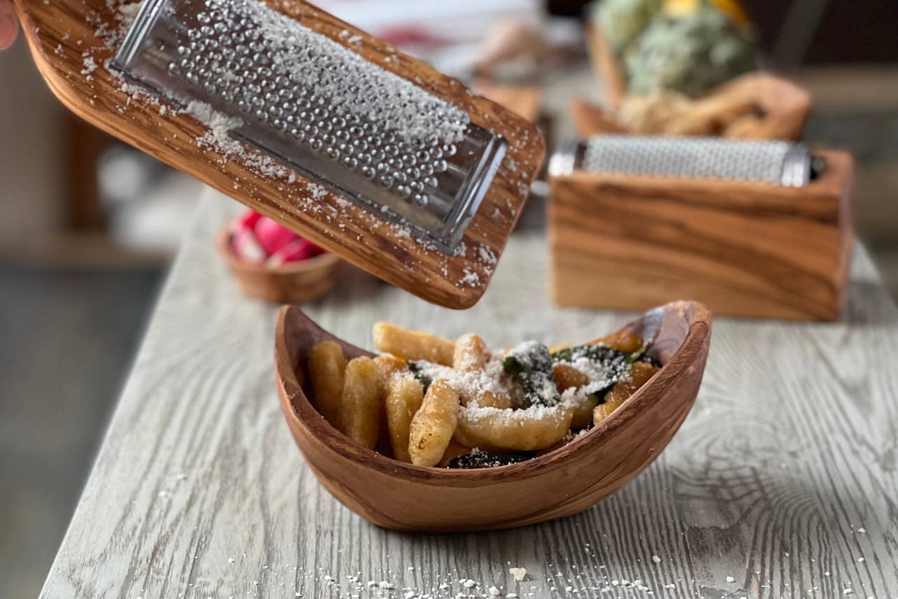 Italian Olivewood Serving Bowl