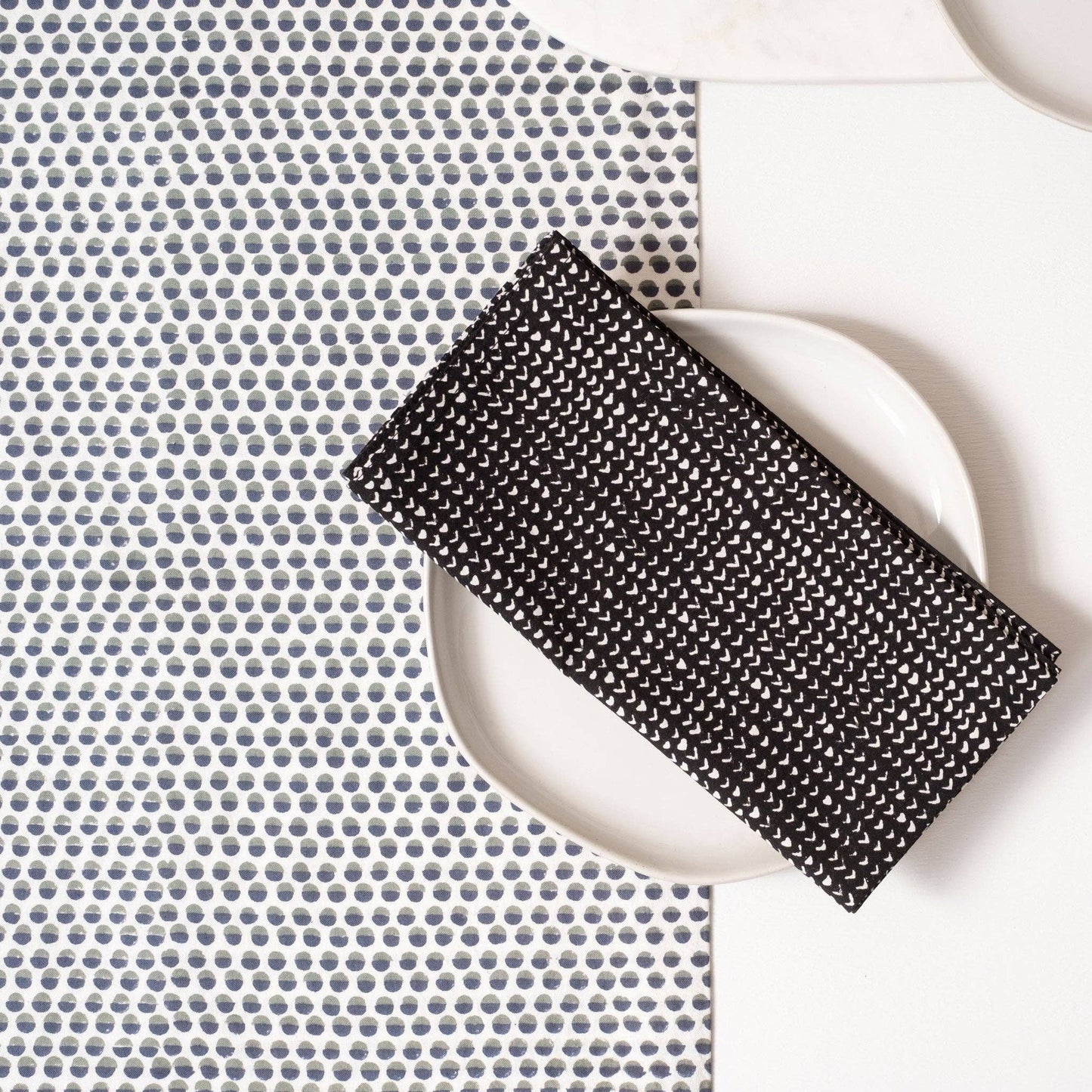 Beckett Midnight Block Printed Napkins - set of 4