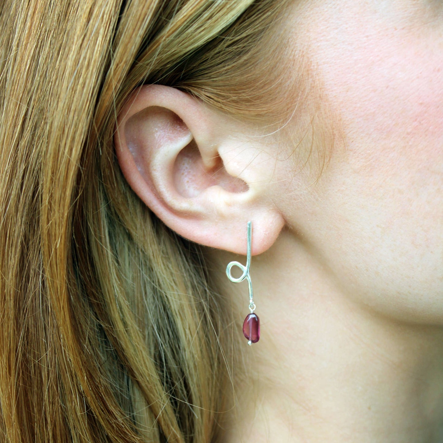 Short Reflection Earrings with Rhodolite Garnet