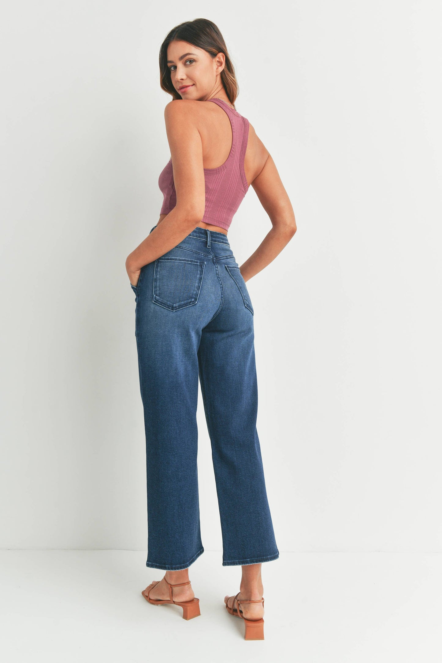 Cargo Pocket Wide Leg Jean