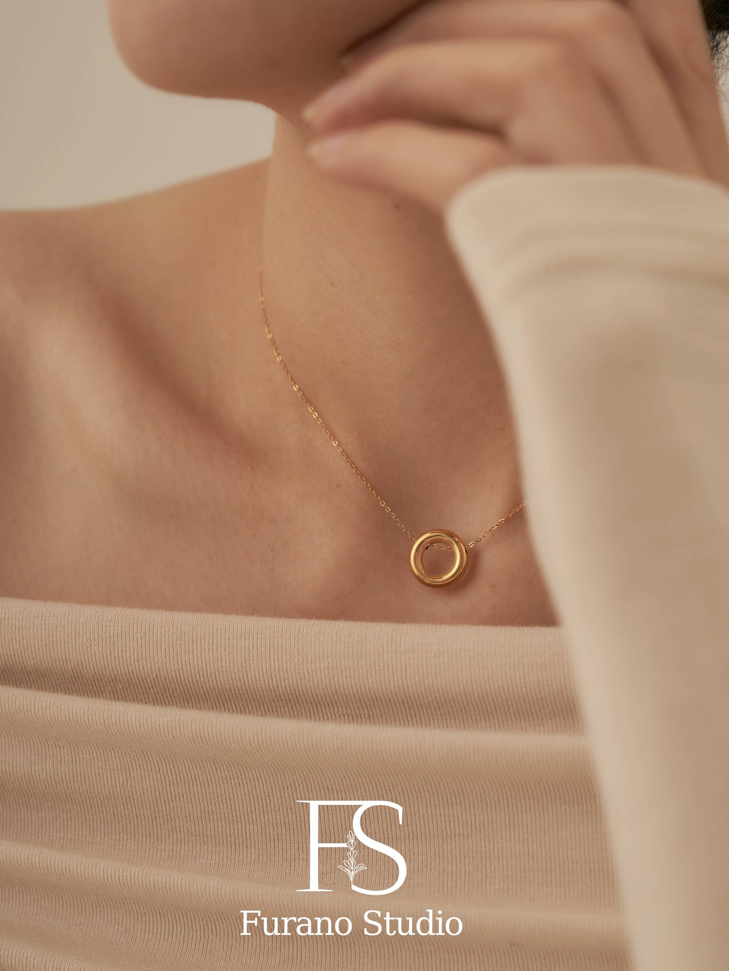 18K Gold Filled Circle necklace,Hollow round necklace