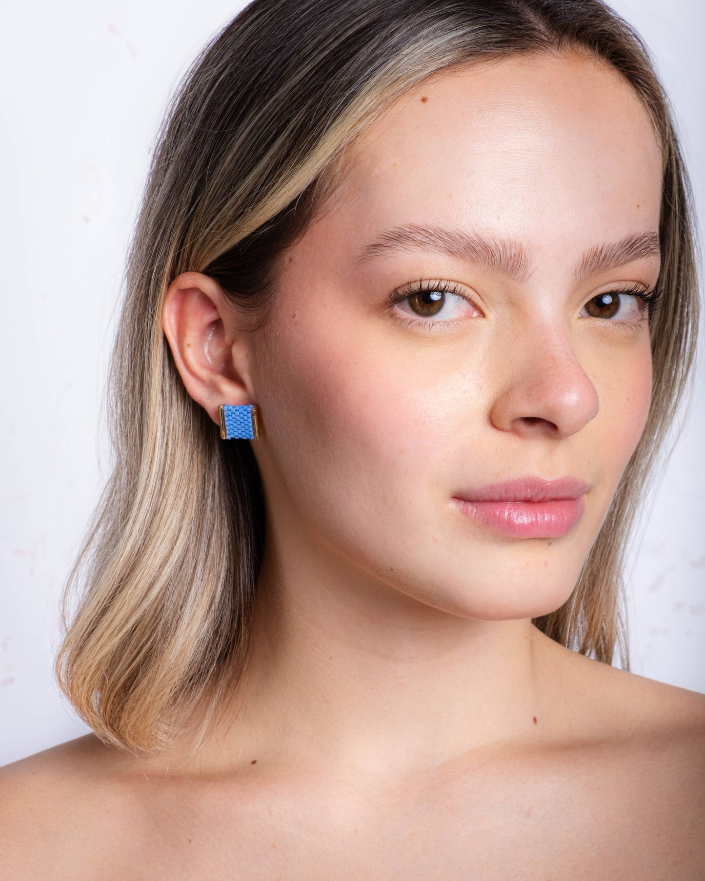 Beaded Handwoven Tulip Stud Pack (Black/Lilac)