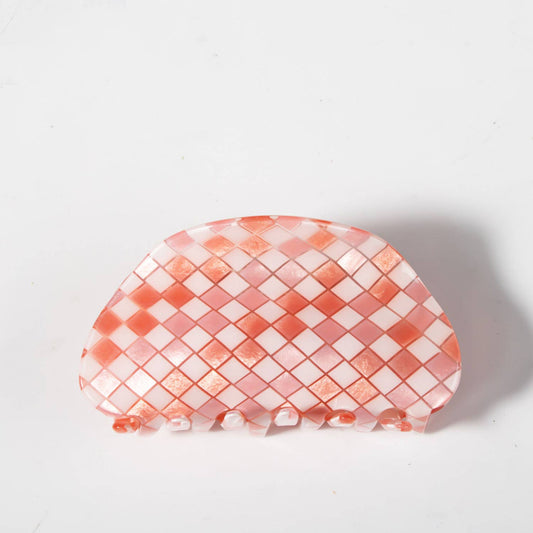 Checkered Claw