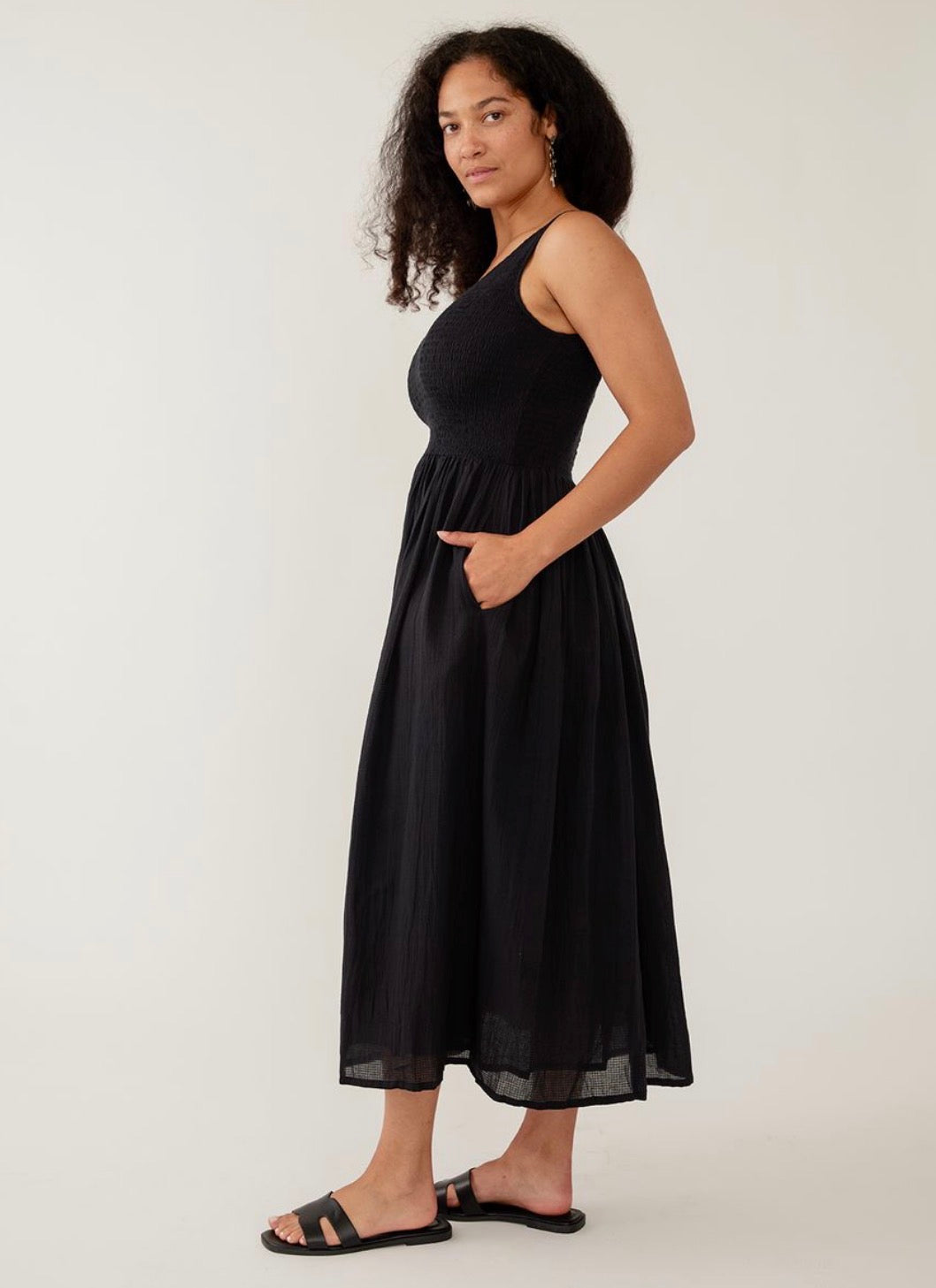 Lily Sleeveless Dress