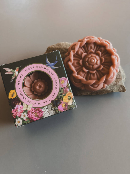 Flora Soap N° 06