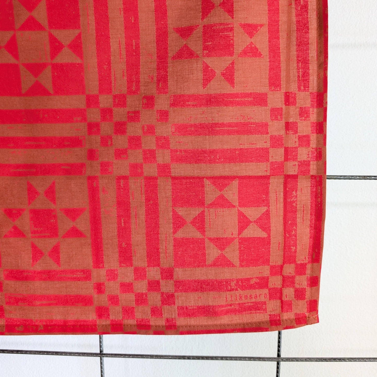 Sawtooth Red Bandana