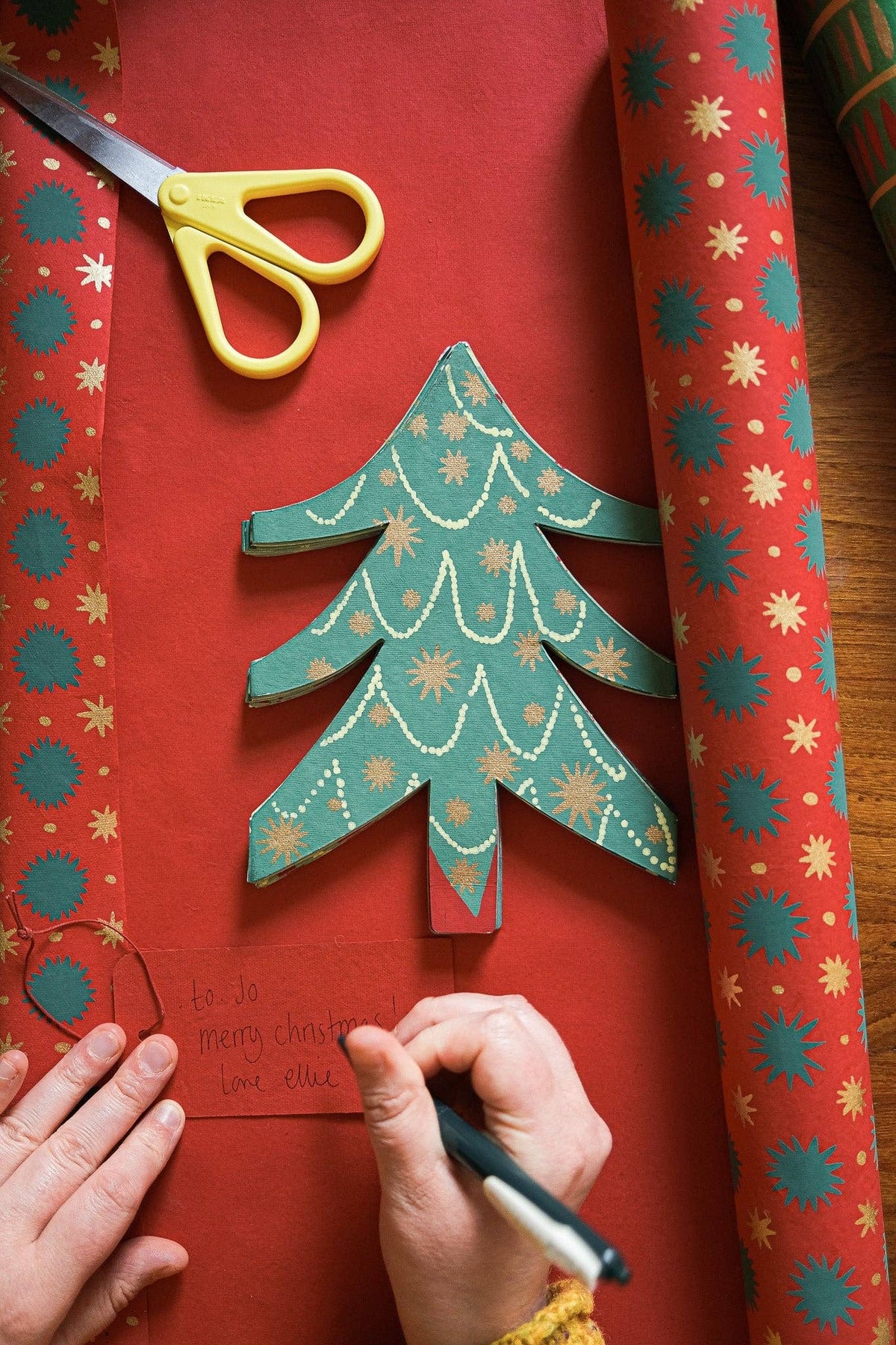 Christmas Tree Concertina Garland
