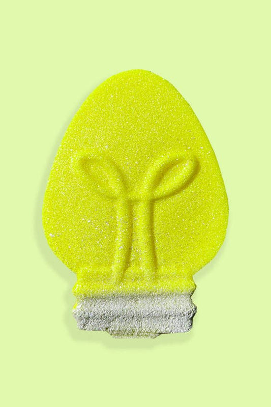 Merry &amp; Bright - Bomba de baño con infusión de cristal navideño