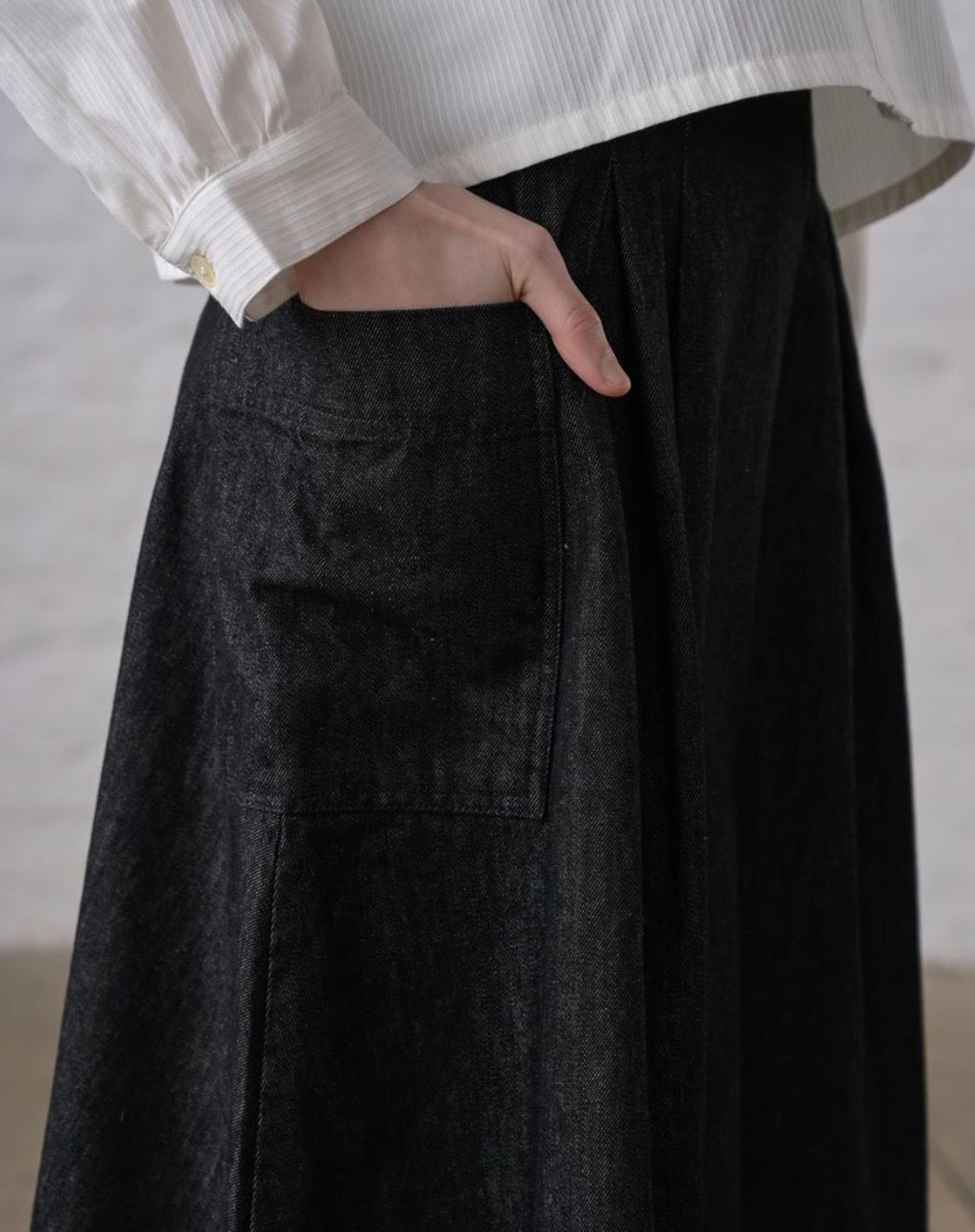 Elsie Midi Skirt