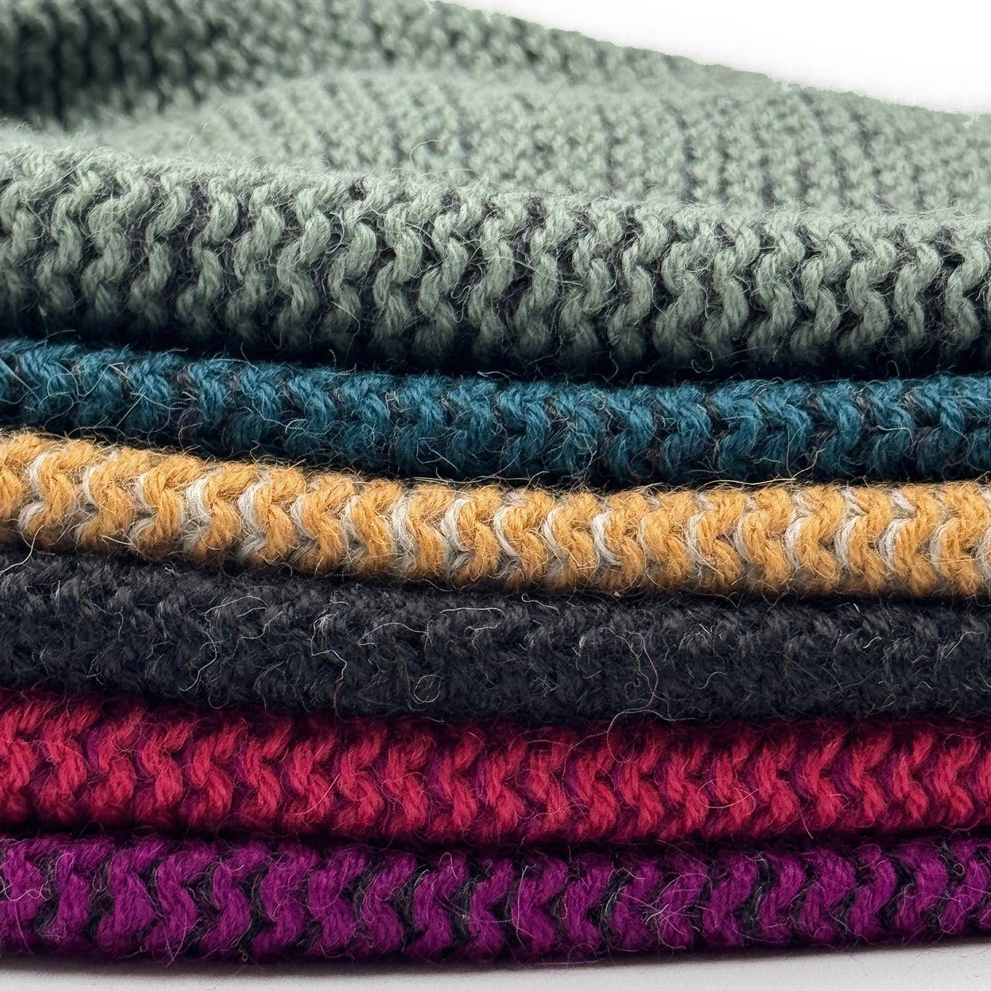 Alpaca Beanie Hat - Trail - Mulberry