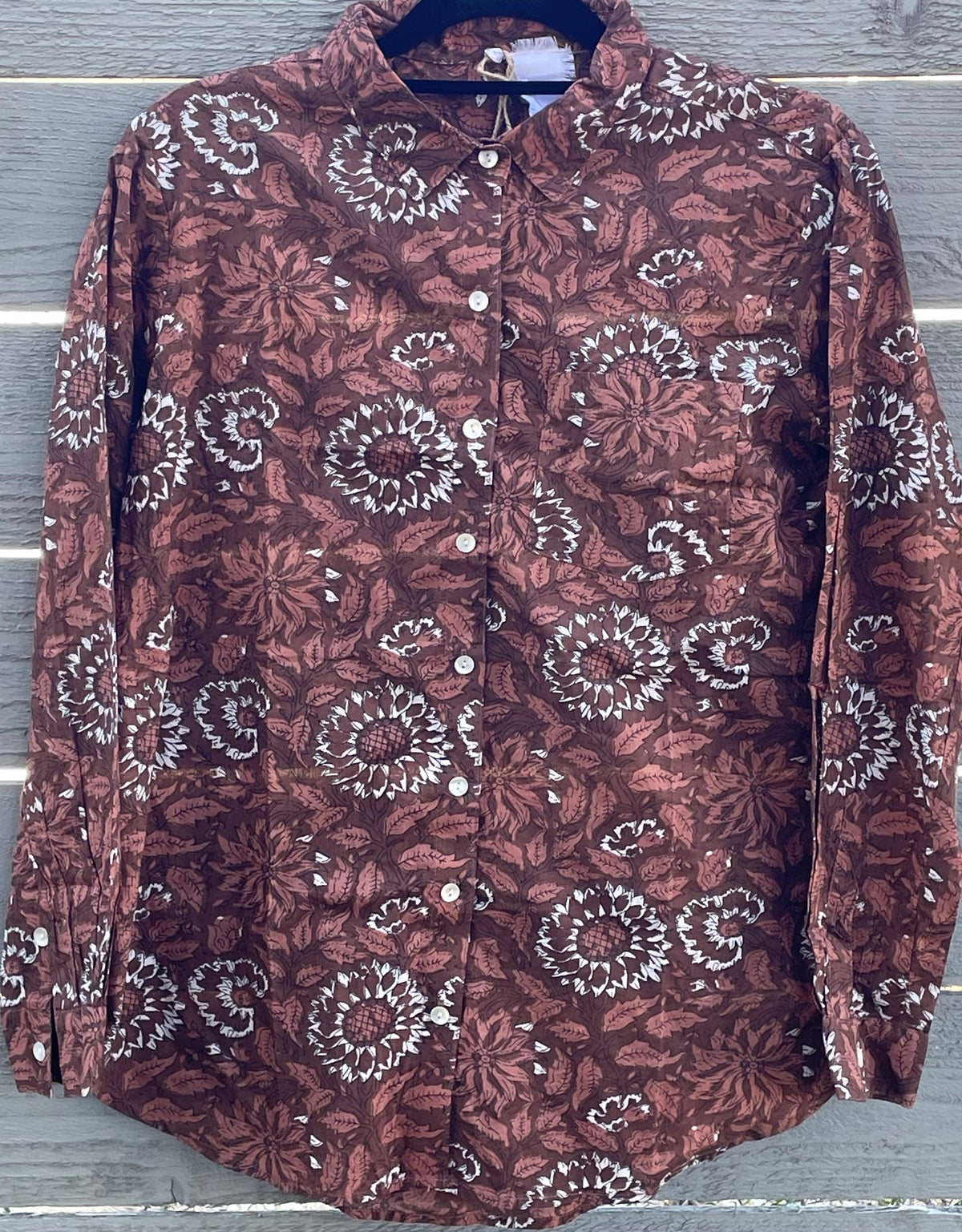 Good Boyfriend Shirt - Floral Cocoa