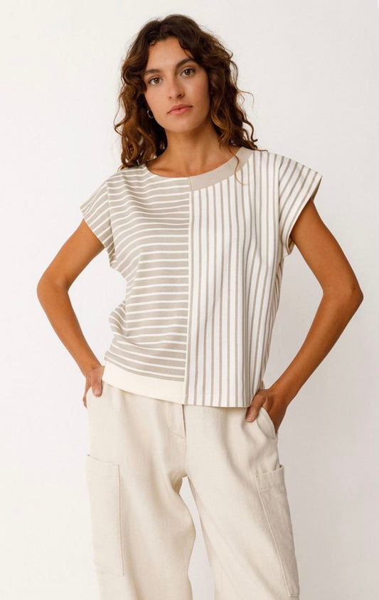Ekai Tee