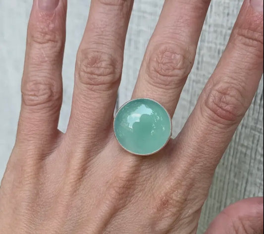 Aquablauer Chalcedon-Ring