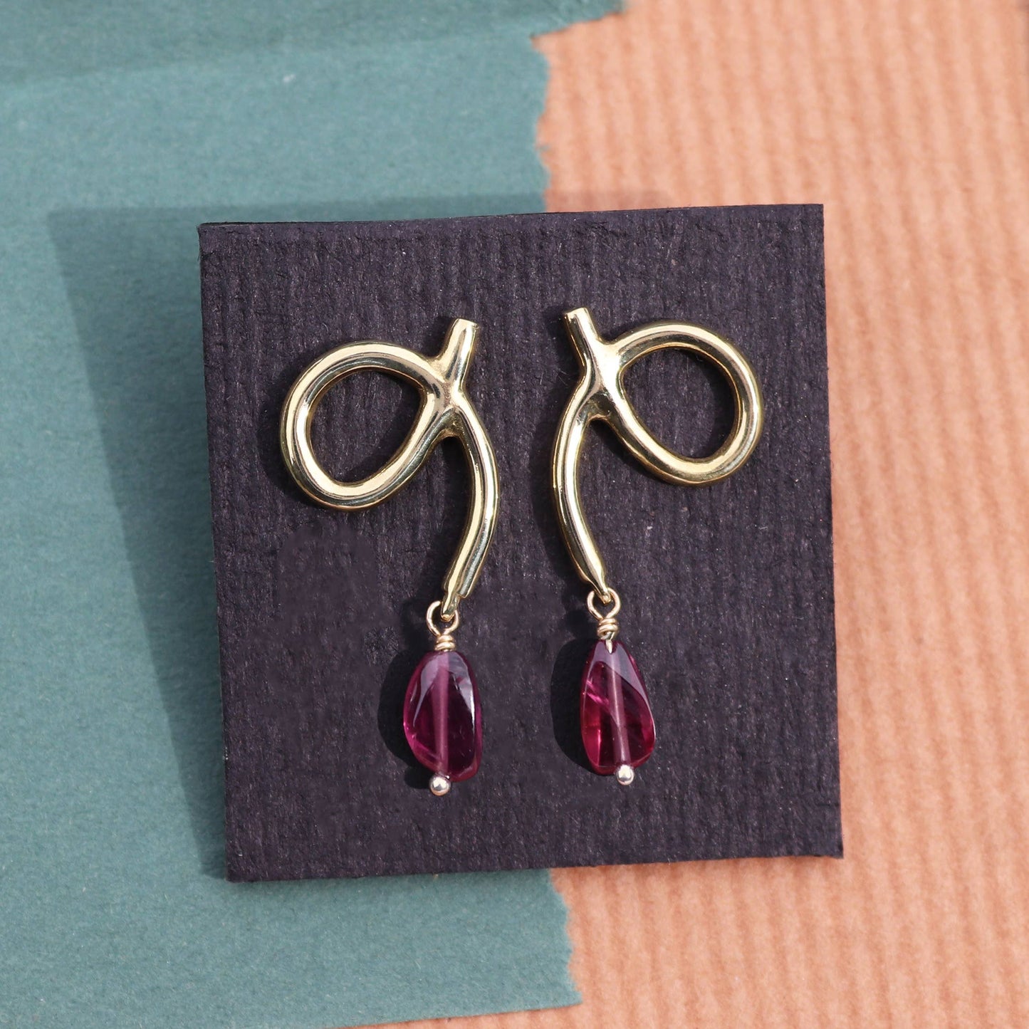 Memory Earrings with Rhodolite Garnet