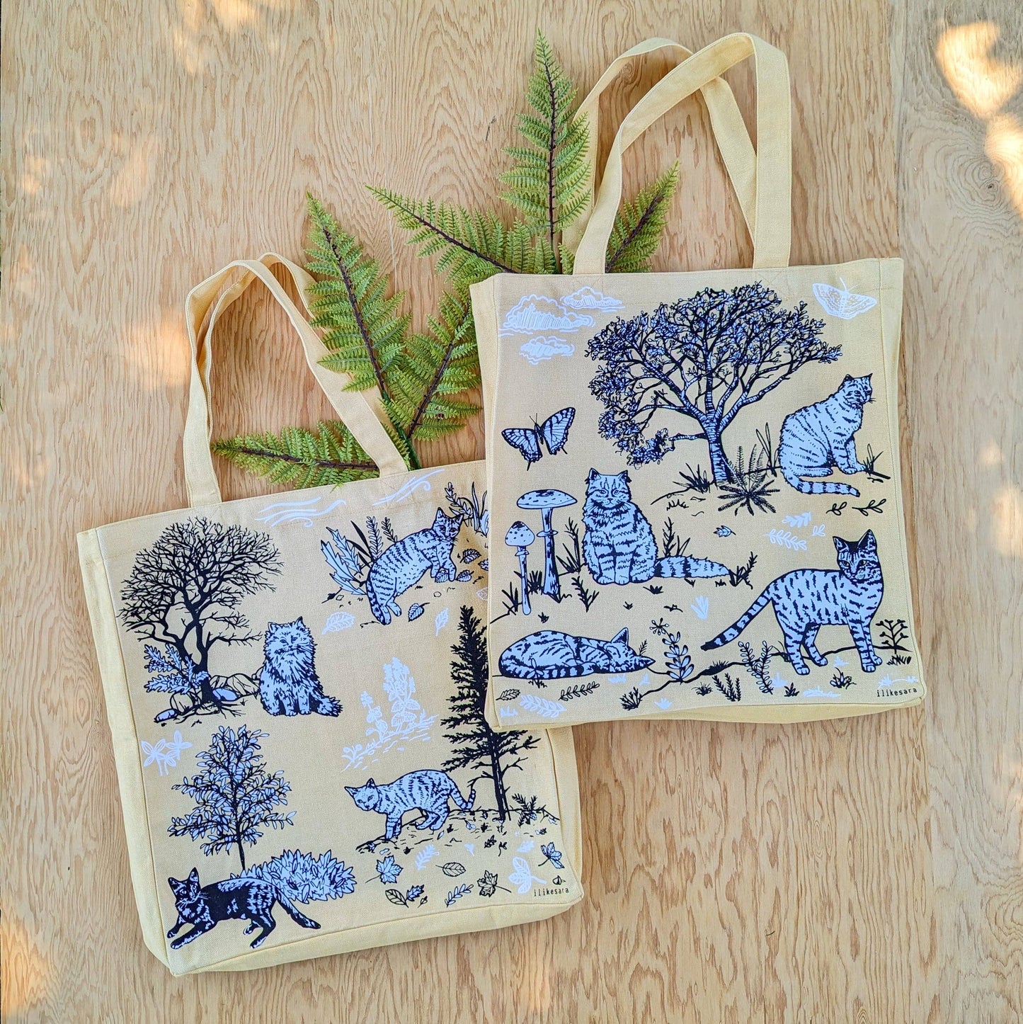 Outside Cats Tote Bag