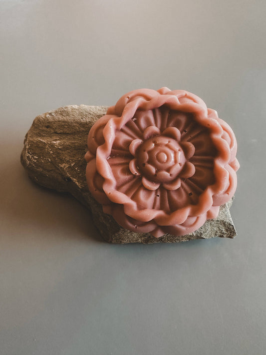 Flora Soap N° 06