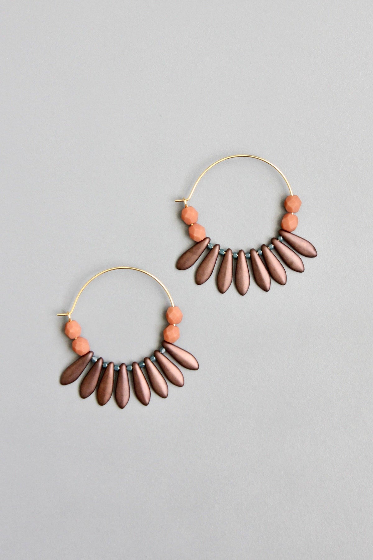 Copper and caramel hoop earrings