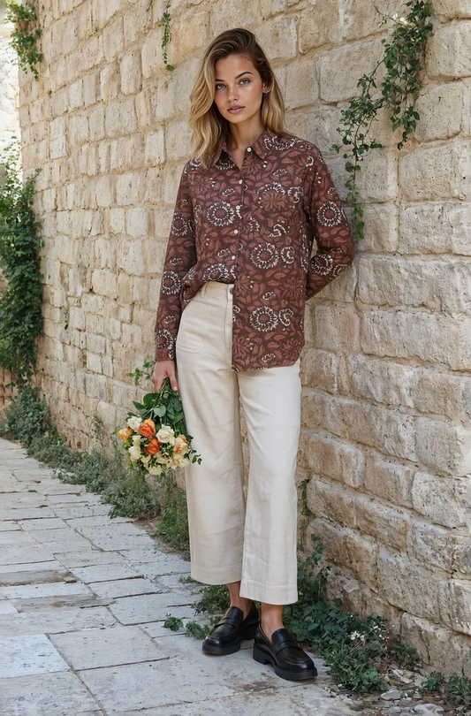 Good Boyfriend Shirt - Floral Cocoa