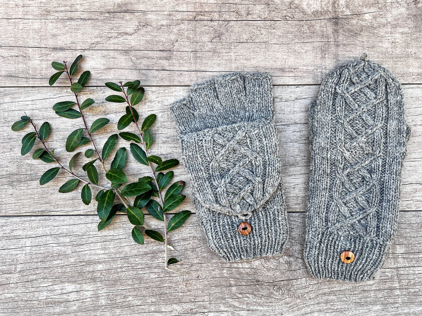 Alpaca Convertible Cable Mitten