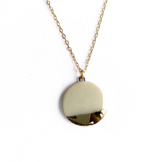 Small Circle Necklace - White/Gold