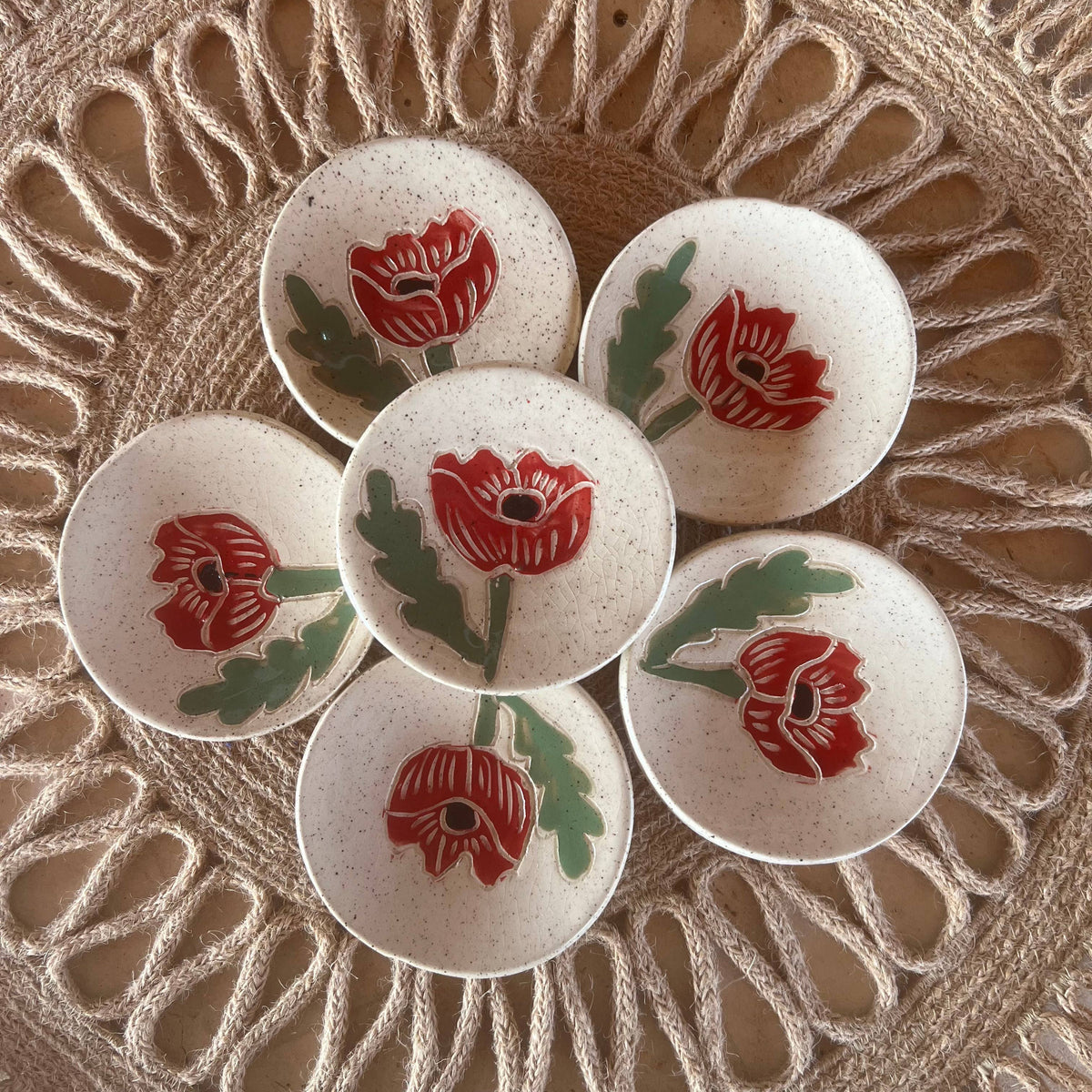 Red Poppy Sgraffito Tea Rest